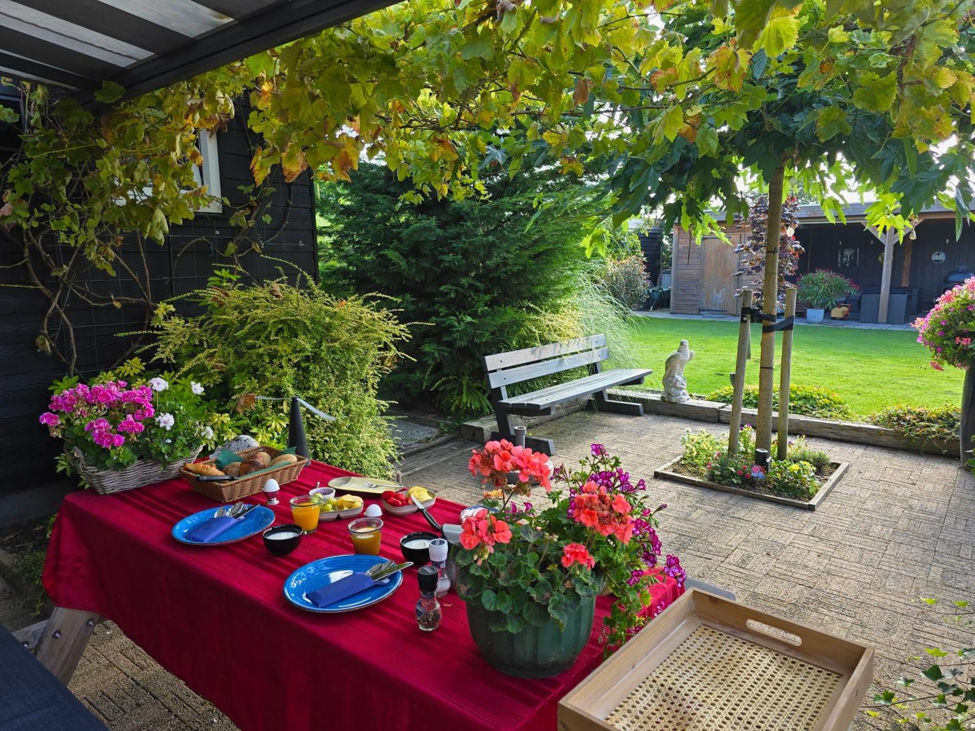B&B Welkom Зирикзе Номер фото